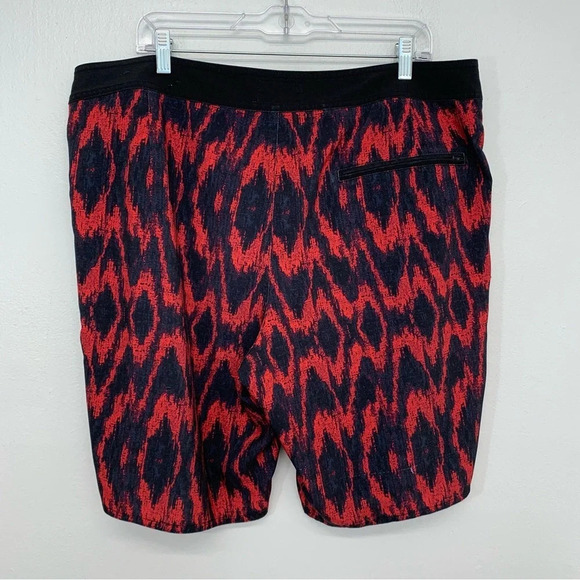 American Eagle Mens Swim Board Shorts XL  Black Red Geometric Print  Pocket‎ 9” - Picture 3 of 11